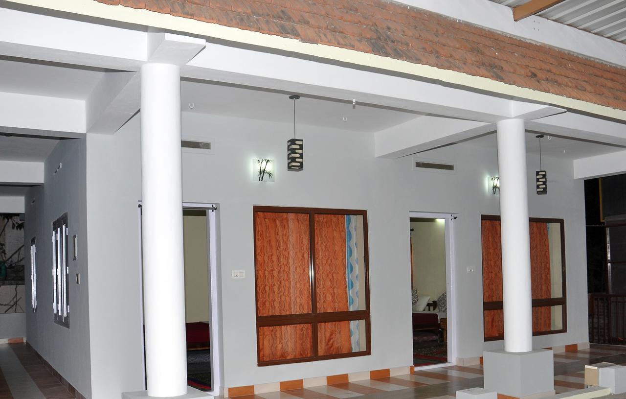 Quadriya Palace Thekkady Extérieur photo